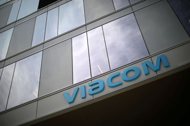 © Reuters. FILE PHOTO: The Viacom office is seen in Hollywood, Los Angeles