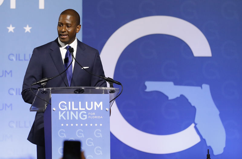 © Reuters. Democratic gubernatorial candidate Gillum concedes the race at at his election night party in Tallahassee, Florida