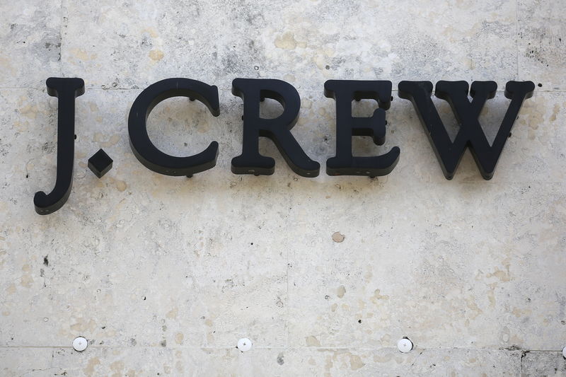 © Reuters. A J.Crew store logo is pictured on a building along the Lincoln Road Mall in Miami Beach
