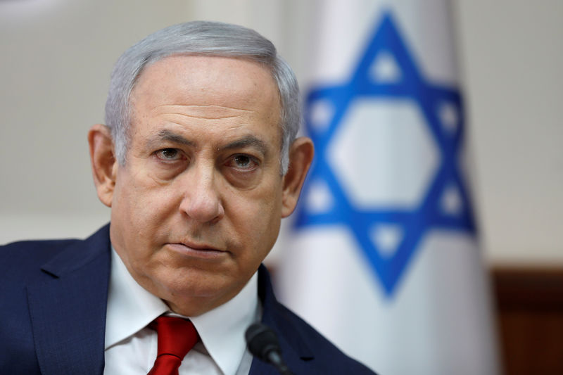 © Reuters. نتنياهو في مواجهة سياسية لتجنب إجراء انتخابات مبكرة في إسرائيل