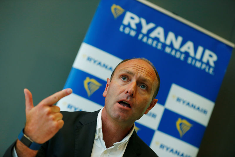 © Reuters. Jacobs, Chief Marketing Officer of Ryanair addresses the media during a news conference in Frankfurt