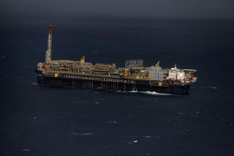 © Reuters. Visão geral de plataforma de petróleo no Rio de Janeiro