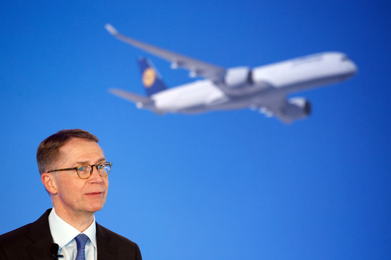 © Reuters. German airline Lufthansa annual news conference in Munich