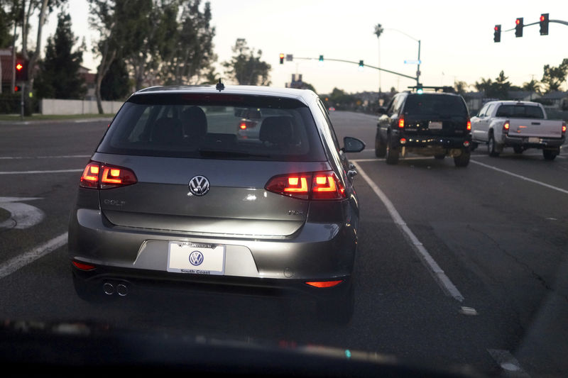 © Reuters. FILE PHOTO: A new diesel Volkswagen Golf TDI drives in Huntington Beach, California