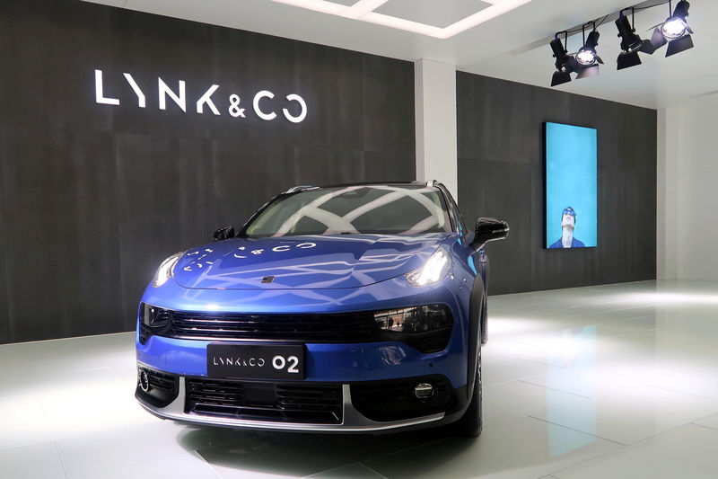 © Reuters. FILE PHOTO: Lynk & Co 02 SUV is seen at Geely's Lynk & Co plant in Zhangjiakou