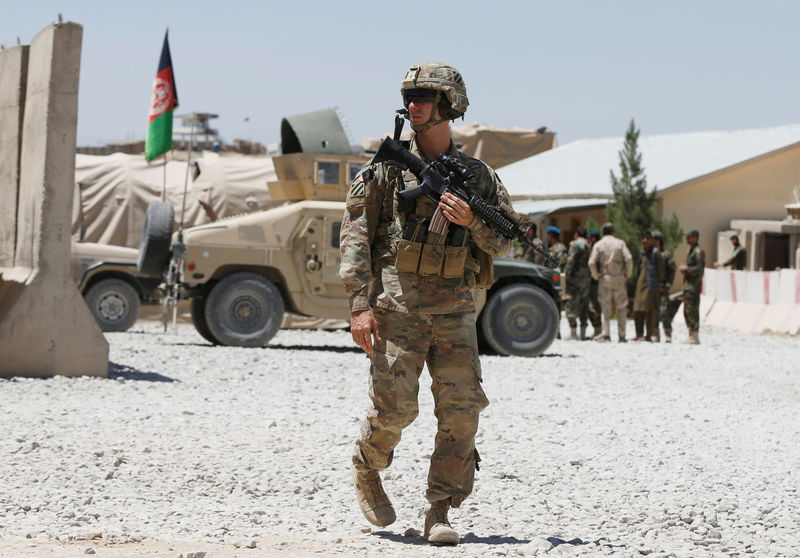 © Reuters. حلف الأطلسي: مقتل جندي أمريكي في أفغانستان