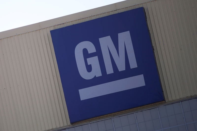 © Reuters. Логотип General Motors на заводе компании в Силао