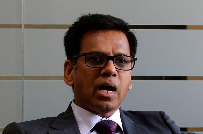 © Reuters. FILE PHOTO: Manish Kumar, Chief Investment Officer of ICICI Prudential Life Insurance, speaks during an interview with Reuters in Mumbai