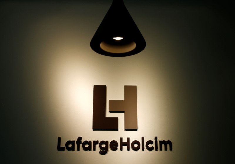 © Reuters. The company's new logo is pictured at the headquarters of LafargeHolcim in Zurich