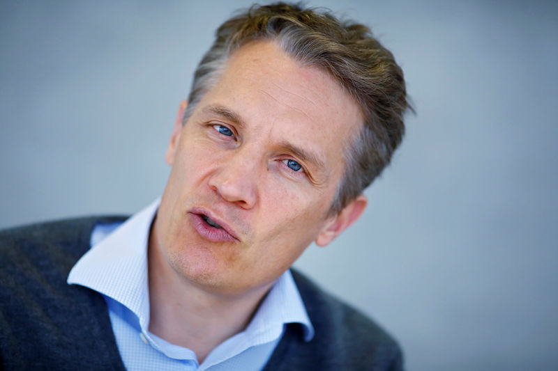 © Reuters. FILE PHOTO:  Rocket Internet CEO Oliver Samwer attends an interview with Reuters in Berlin