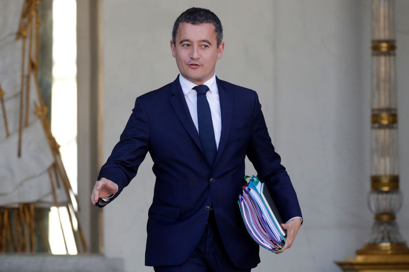 © Reuters. DARMANIN ESPÈRE UN GEL DES TARIFS DES PÉAGES D'AUTOROUTES