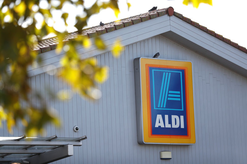 © Reuters. An Aldi superstore is seen in London