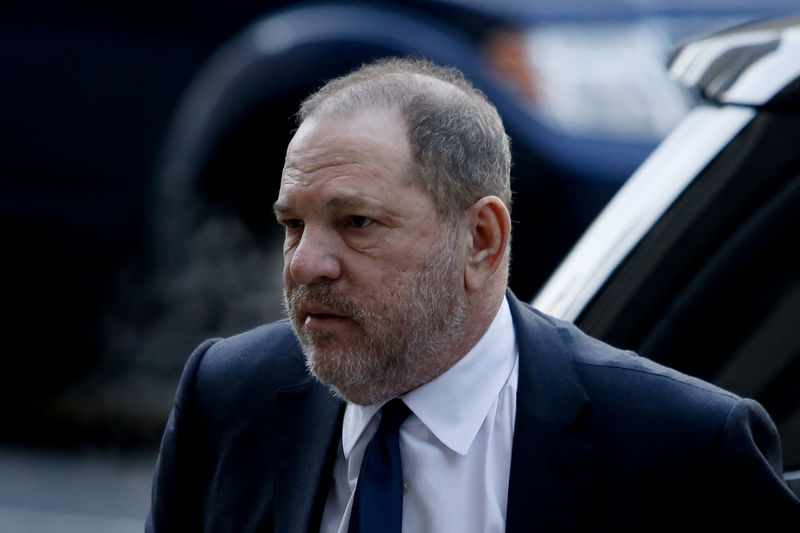 © Reuters. Weinstein chega a tribunal de Nova York