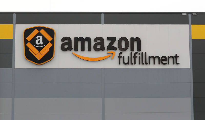 © Reuters. A logo of the Amazon fulfillment is seen outside the Amazon fulfillment center in the village of Dobroviz, near Prague