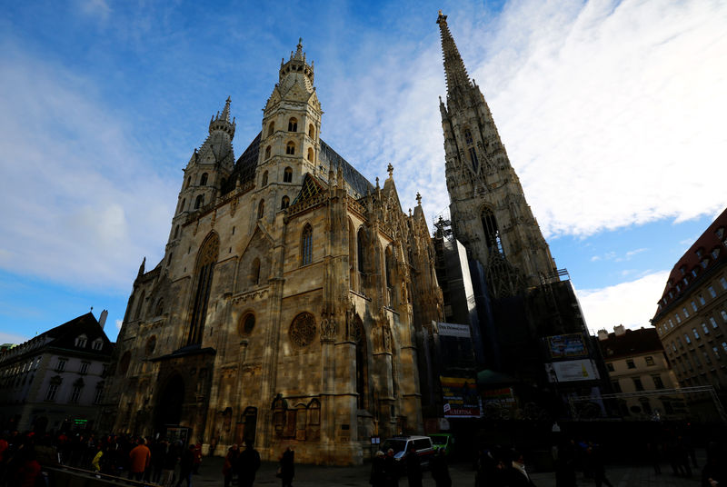 © Reuters. Catedral de Saint Stephen em Viena, Áustria