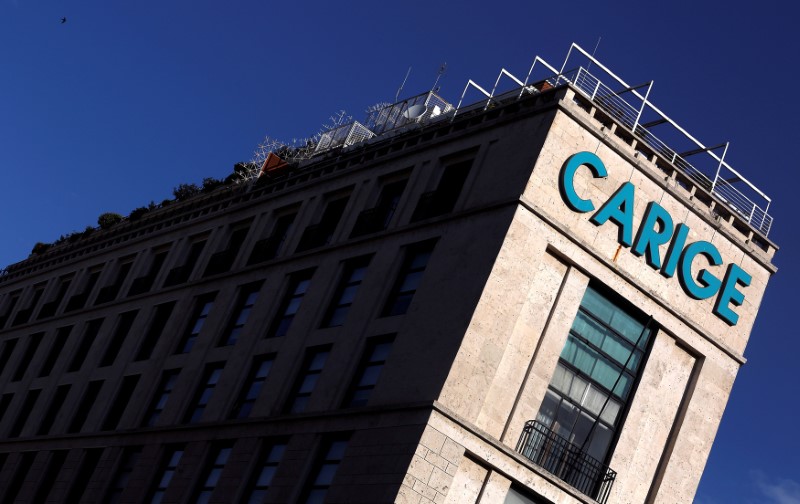 © Reuters. FILE PHOTO: The Carige bank logo is seen in Rome