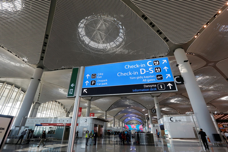 © Reuters. صحيفة: افتتاح مطار اسطنبول الجديد بالكامل في 3 مارس