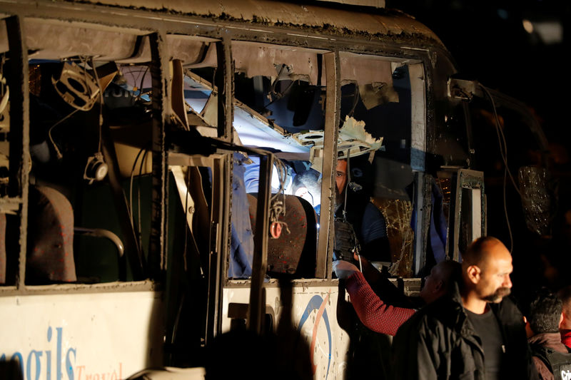 © Reuters. Fuerzas de seguridad de Egipto matan a 40 presuntos militantes tras atentado