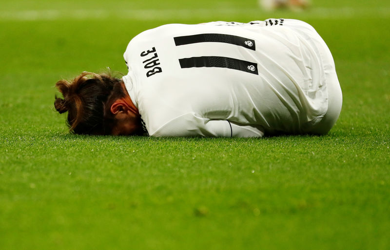 © Reuters. La mala racha de Bale prosigue con una nueva lesión
