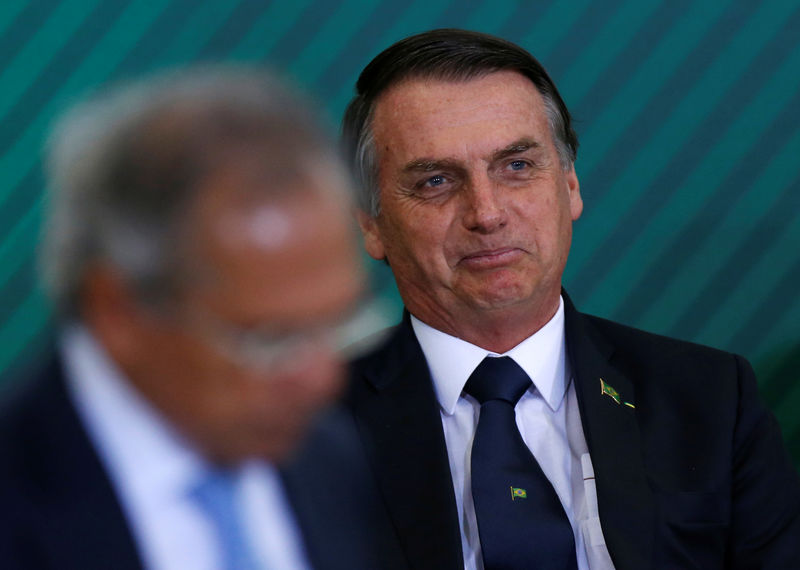 © Reuters. Presidente Jair Bolsonaro em cerimônia de posse no Palácio do Planalto