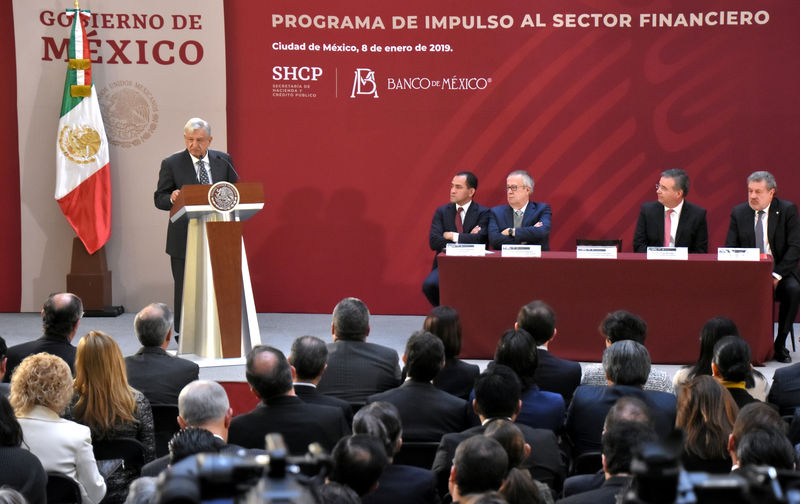 © Reuters. Mexico's President Andres Manuel Lopez Obrador addresses the audience during a government-sponsored event to announce a programme to boost the financial sector in Mexico City