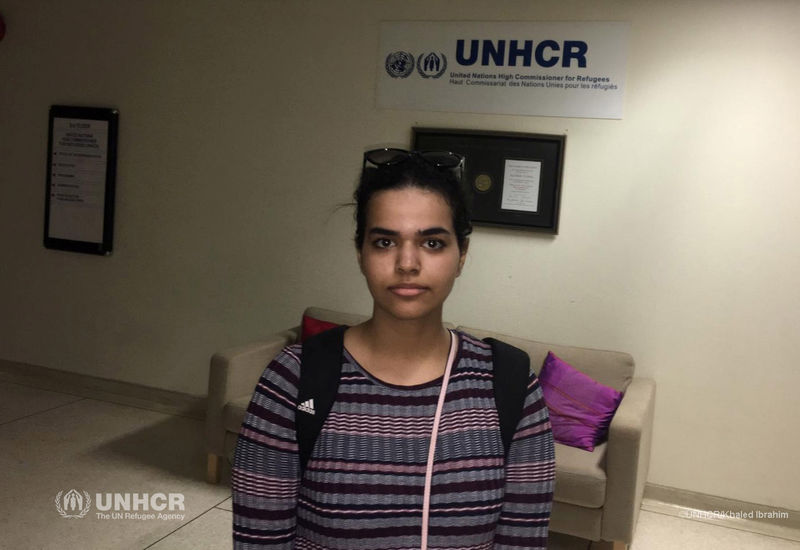 © Reuters. Rahaf Mohammed al-Qunun, an 18-year-old Saudi woman who fled her family, in the UNHCR building Bangkok