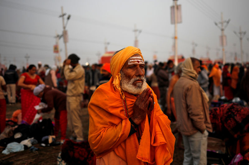 © Reuters. مدينة هندية تتأهب لأكبر مهرجان ديني في العالم