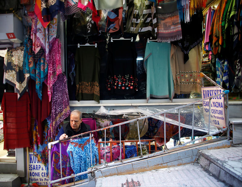 © Reuters. معهد الإحصاءات: البطالة في تركيا 11.6% في سبتمبر-نوفمبر
