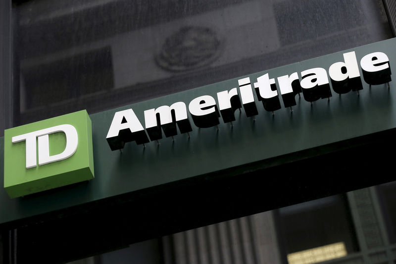 © Reuters. FILE PHOTO: A TD Ameritrade sign is seen outside a branch in the financial district in New York