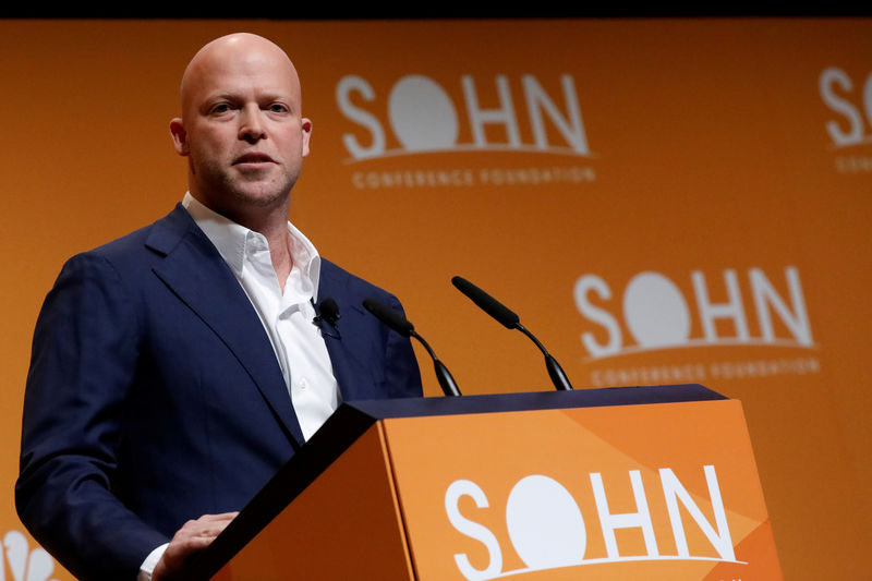 © Reuters. FILE PHOTO: Keith Meister, Managing Partner and Chief Investment Officer of Corvex Management, speaks during the Sohn Investment Conference in New York City