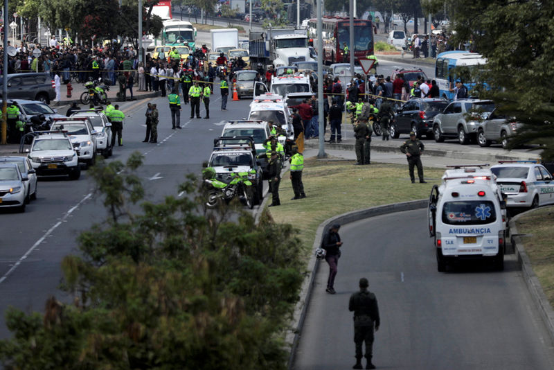 © Reuters. Al menos diez muertos por una explosión en un cuartel policial en Colombia