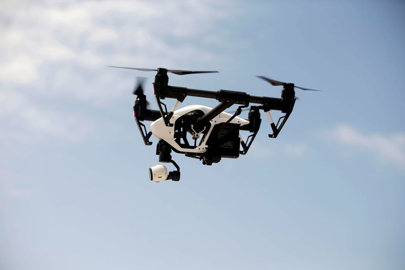 © Reuters. FILE PHOTO: A DJI Inspire drone hovers during a drone training session for Somali police in Mogadishu