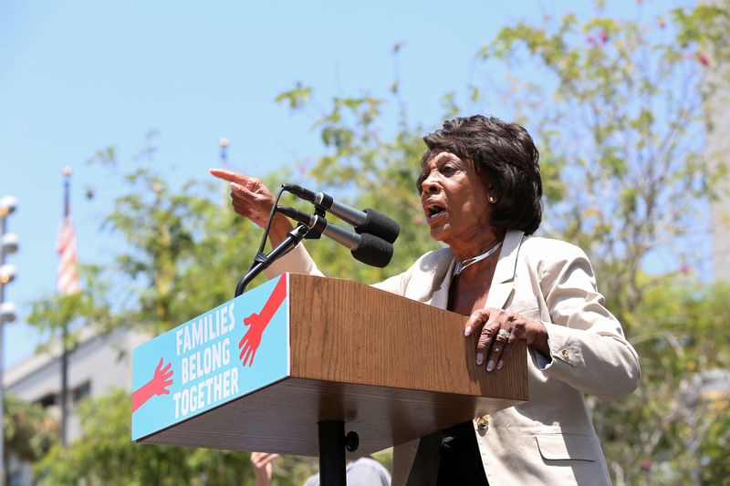 © Reuters. FILE PHOTO:  Representative Maxine Waters speaks during a national day of action called "Keep Families Together" to protest the Trump administration's 'Zero Tolerance' policy in Los Angeles