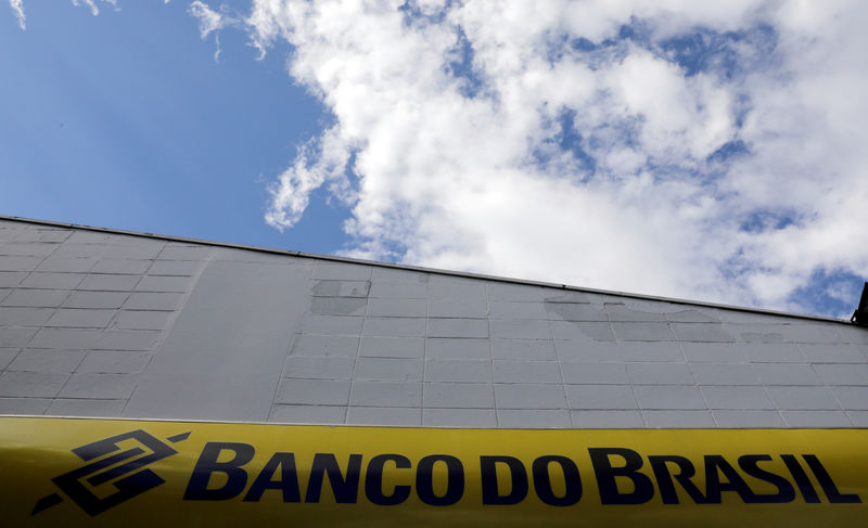 © Reuters. Logo do Banco do Brasil em agência bancária em São Paulo