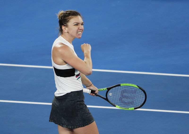 © Reuters. FILE PHOTO: Tennis - Australian Open - Second Round