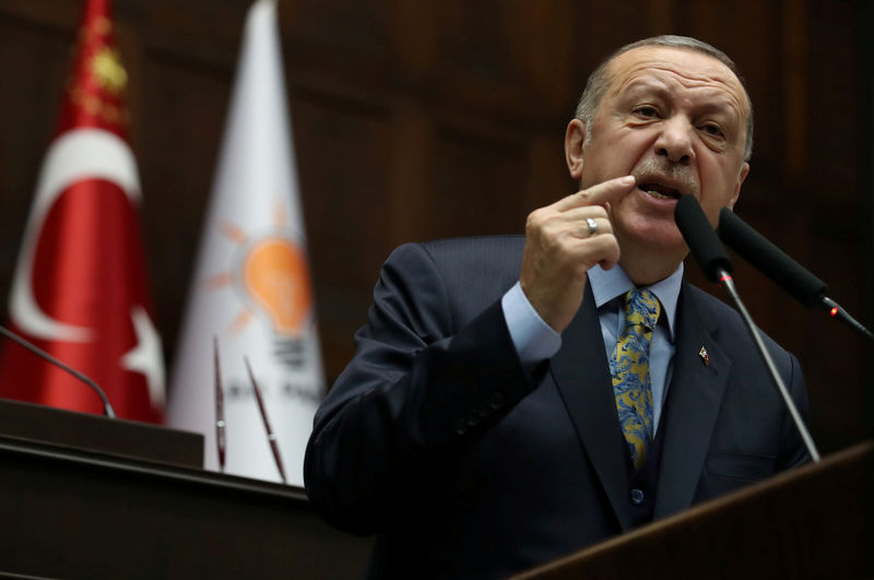 © Reuters. أردوغان: تركيا مستعدة لتولي الأمن في منبج السورية