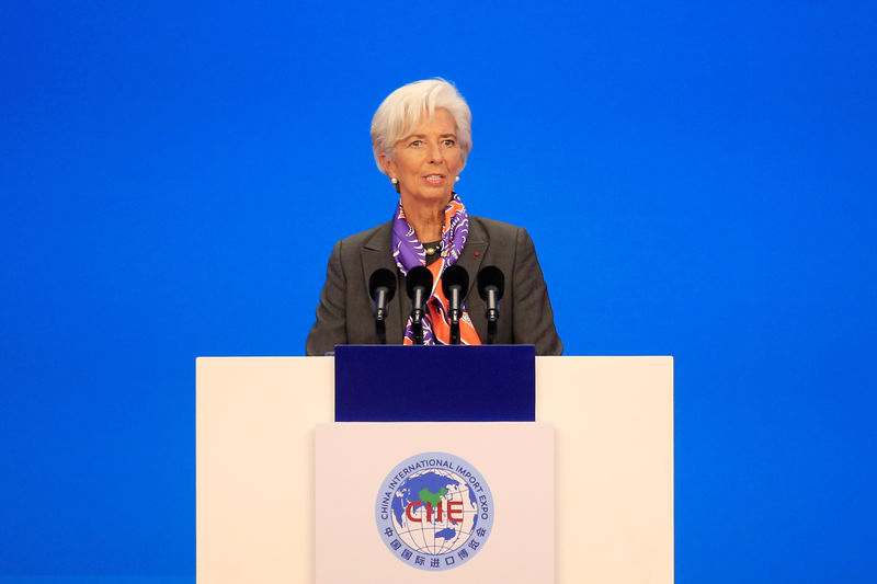 © Reuters. Un Brexit sin acuerdo es "obviamente el peor escenario", dice Lagarde, del FMI
