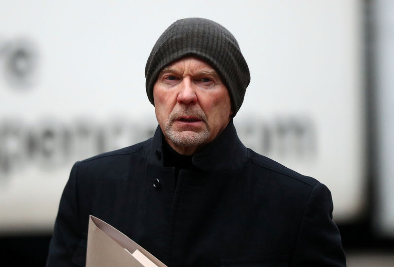 © Reuters. Former Barclays' banker Roger Jenkins arrives at Southwark Crown Court in London