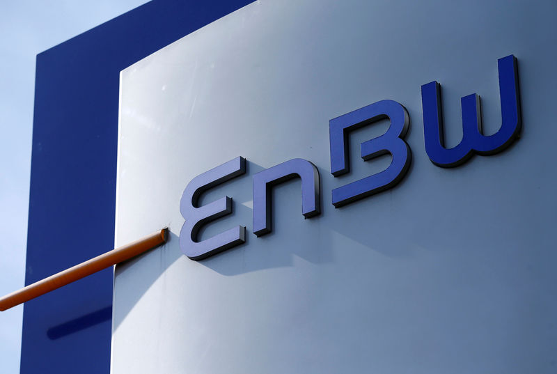 © Reuters. A logo of German power supplier EnBW Energie Baden-Wuertemberg AG is pictured at the companies headquarters in Karlsruhe