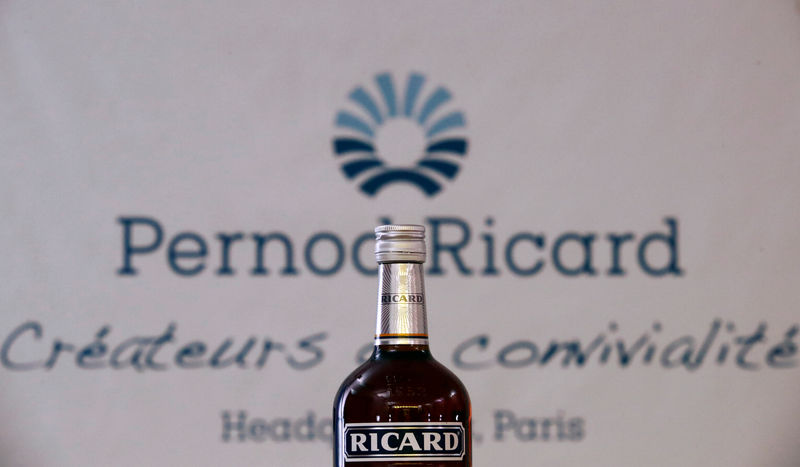 © Reuters. A logo is seen on a bottle of the Ricard aniseed-flavoured beverage displayed during French drinks maker Pernod Ricard news conference to announce the company annual results in Paris