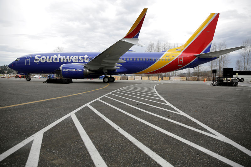 © Reuters. FILE PHOTO: Boeing celebrates the 10,000th 737 to come off the production line in Renton