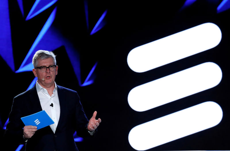 © Reuters. FILE PHOTO: Ericsson CEO Borje Ekholm holds a news conference at the Mobile World Congress in Barcelona