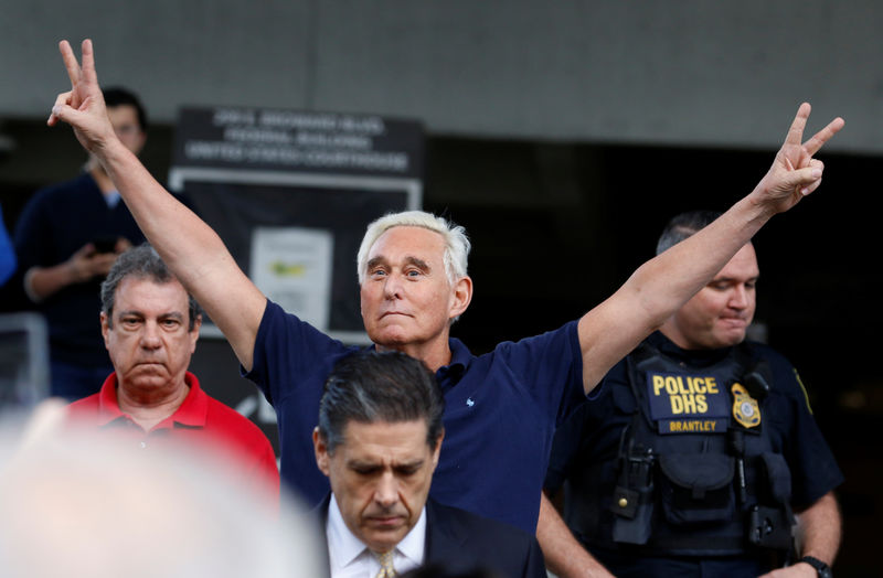 © Reuters. Roger Stone reacts as he walks to microphones after his appearance at Federal Court in Fort Lauderdale