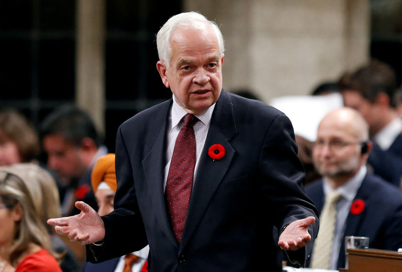 © Reuters. FILE PHOTO: Canada's Immigration Minister John McCallum speaks in the House of Commons in Ottawa