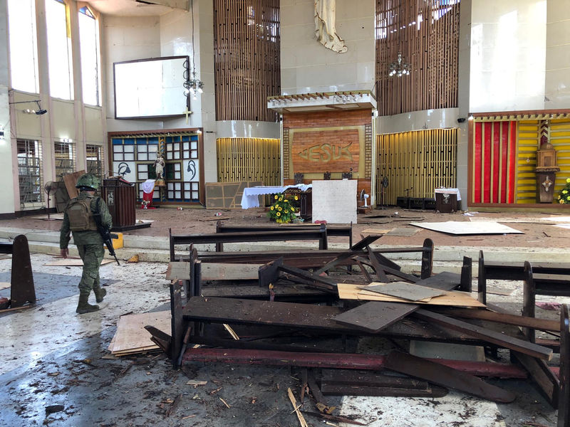 © Reuters. ¿Quién está detrás del atentado en la iglesia filipina?