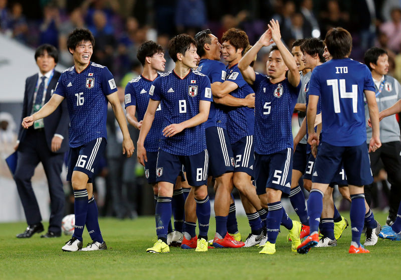 © Reuters. اليابان تقسو على إيران وتبلغ نهائي كأس آسيا