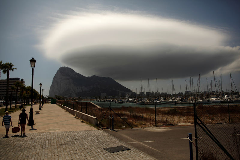 © Reuters. España insistirá en excluir a Gibraltar de cualquier acuerdo sobre el Brexit