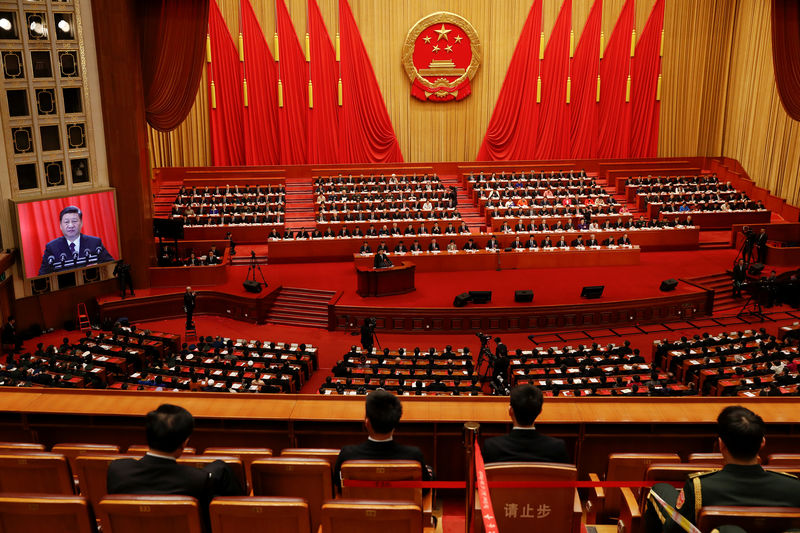 © Reuters. O presidente chinês, Xi Jinping, discursa durante sessão do Parlamento em Pequim, na China