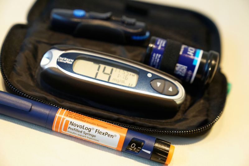 © Reuters. FILE PHOTO: Insulin supplies are pictured in the Manhattan borough of New York City,