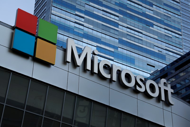 © Reuters. FILE PHOTO - The Microsoft sign is shown on top of the Microsoft Theatre in Los Angeles, California